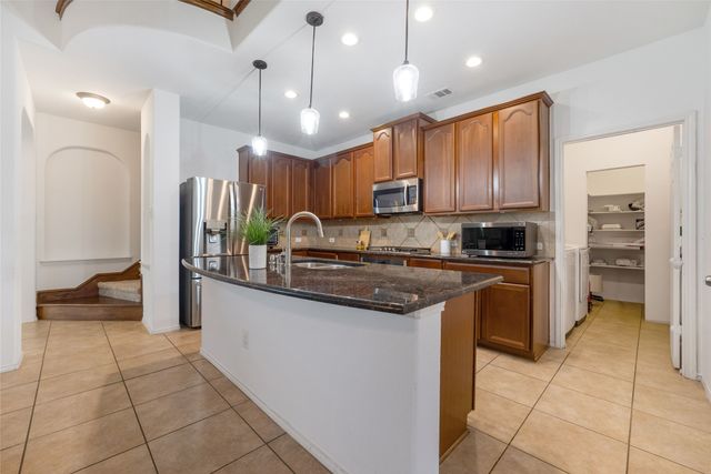 13763 Fall Harvest Drive, Frisco, TX 75033