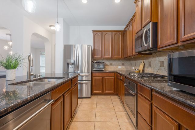 13763 Fall Harvest Drive, Frisco, TX 75033