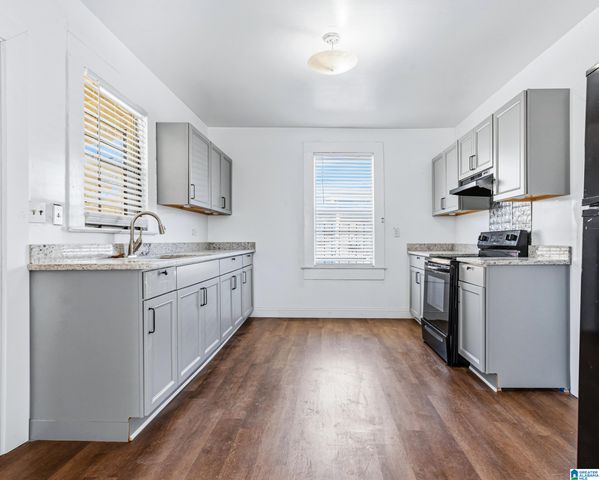 604 5TH PLACE, Birmingham, AL 35214