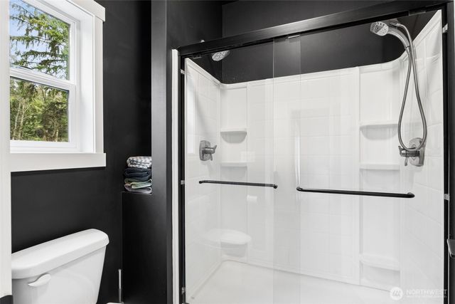 31530 SE 384th Street, Enumclaw, WA 98022