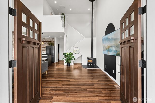 31530 SE 384th Street, Enumclaw, WA 98022