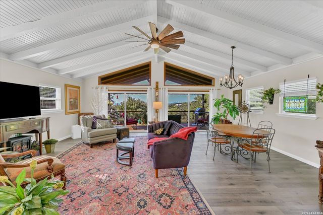 349 WHITE OAK DR, Canyon Lake, TX 78133