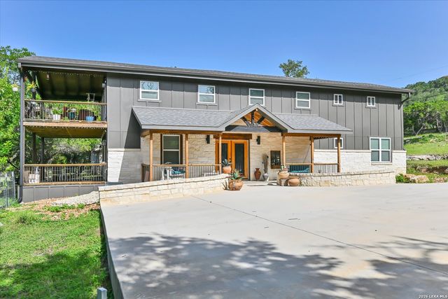 349 WHITE OAK DR, Canyon Lake, TX 78133
