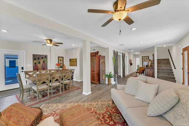 349 WHITE OAK DR, Canyon Lake, TX 78133