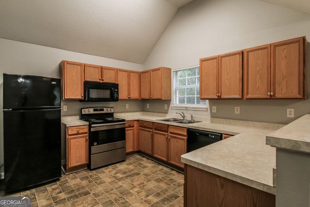 4525 Ravenwood Place, Union City, GA 30291