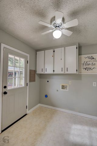 519 Rock Hollow Drive, Shreveport, LA 71115