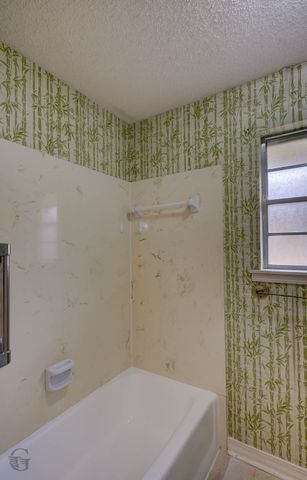 519 Rock Hollow Drive, Shreveport, LA 71115