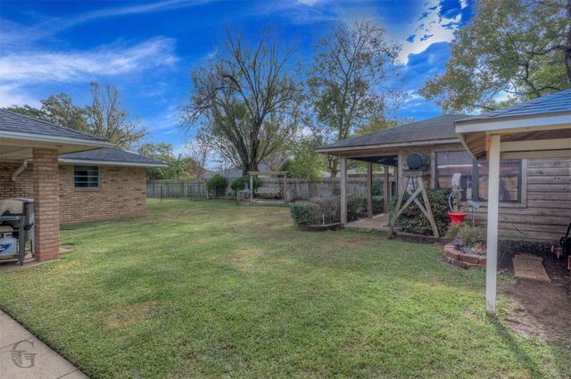 519 Rock Hollow Drive, Shreveport, LA 71115