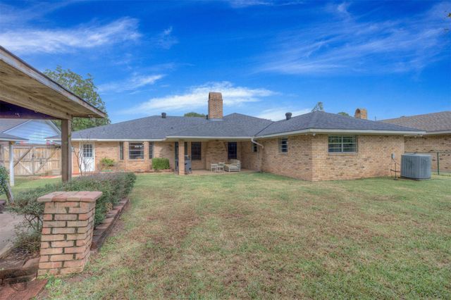 519 Rock Hollow Drive, Shreveport, LA 71115