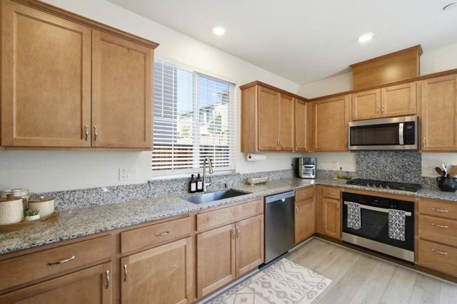 1646 Siderits Way, Gilroy, CA 95020