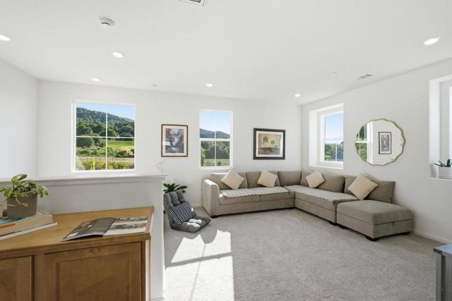 1646 Siderits Way, Gilroy, CA 95020