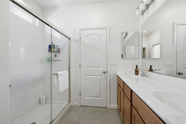 1646 Siderits Way, Gilroy, CA 95020