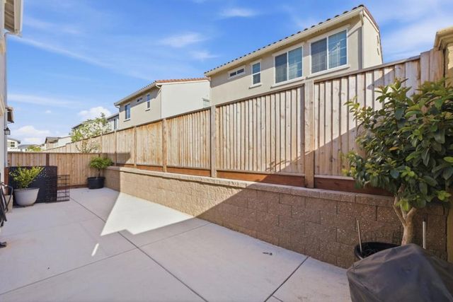 1646 Siderits Way, Gilroy, CA 95020