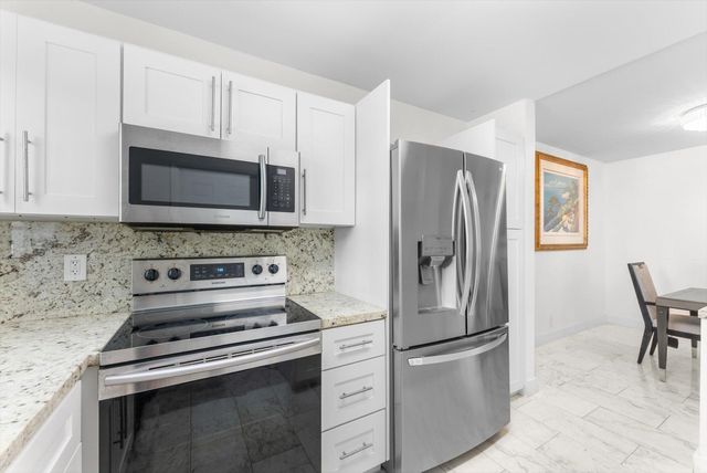 501 Blue Heron Drive 221-A, Hallandale Beach, FL 33009