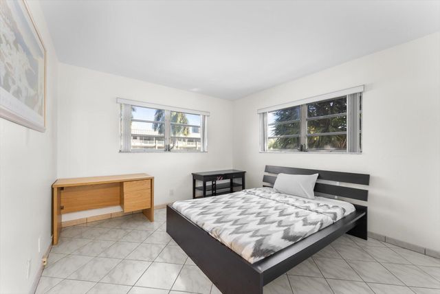 501 Blue Heron Drive 221-A, Hallandale Beach, FL 33009