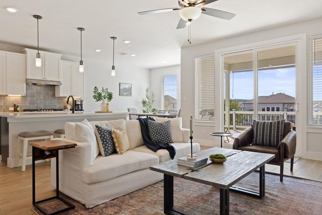 1005 Sage Thrasher CIR, Dripping Springs, TX 78620