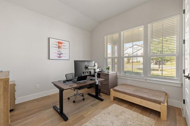 1005 Sage Thrasher CIR, Dripping Springs, TX 78620