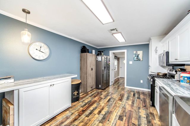 215 Palm Ave, Houma, LA 70364