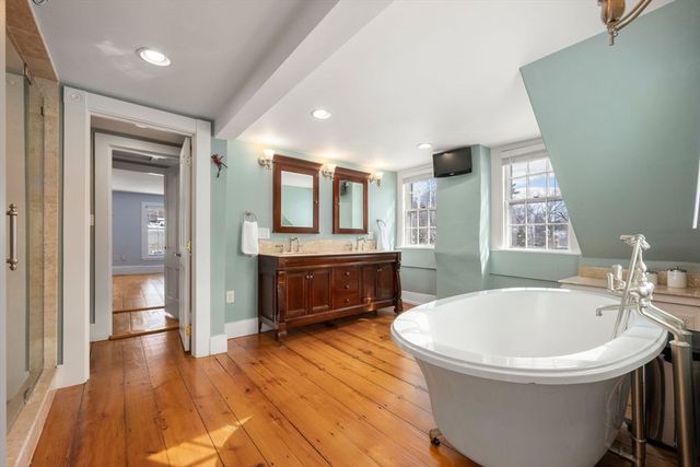 2 Old Sudbury Road, Wayland, MA 01778