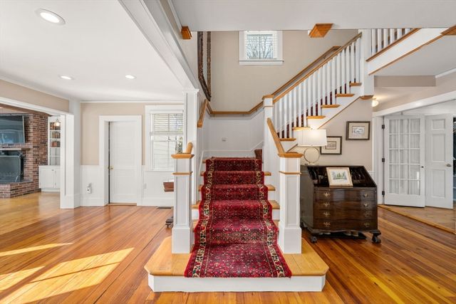 2 Old Sudbury Road, Wayland, MA 01778