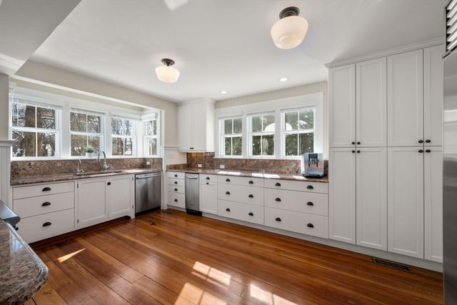 2 Old Sudbury Road, Wayland, MA 01778