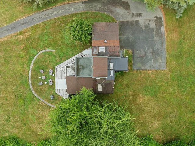 668 Indian Avenue, Middletown, RI 02842