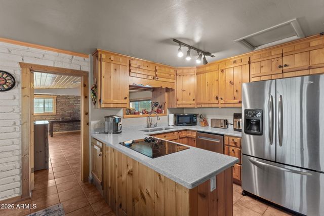 37780 S CAMINO BLANCO Road, Wickenburg, AZ 85390