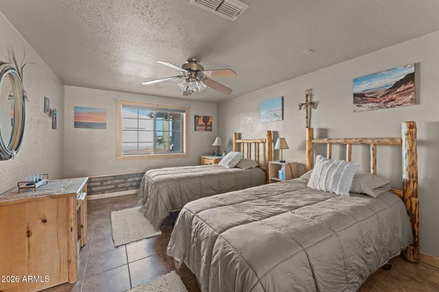 37780 S CAMINO BLANCO Road, Wickenburg, AZ 85390