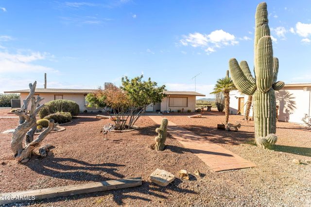 37780 S CAMINO BLANCO Road, Wickenburg, AZ 85390