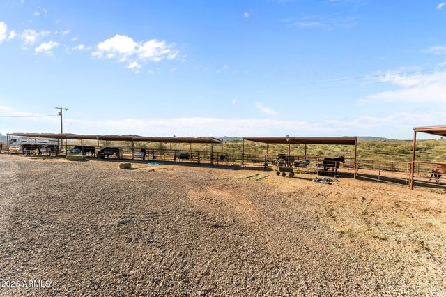 37780 S CAMINO BLANCO Road, Wickenburg, AZ 85390