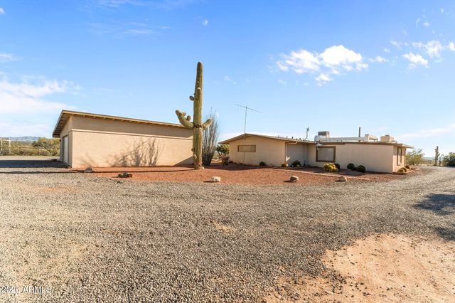 37780 S CAMINO BLANCO Road, Wickenburg, AZ 85390