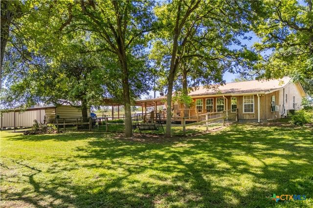 21 N CR 235, Gonzales, TX 78629