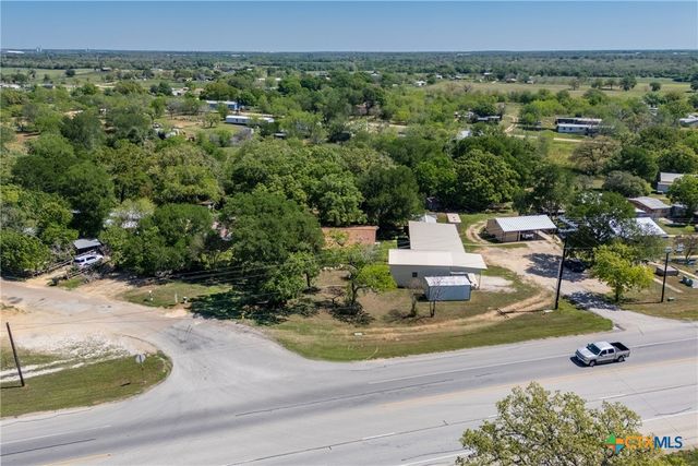 21 N CR 235, Gonzales, TX 78629