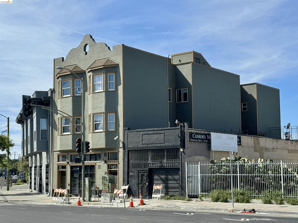 2415 San Pablo Ave, Oakland, CA 94612