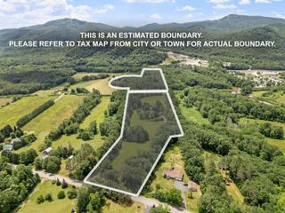 896 Quincy Road, Rumney, NH 03266