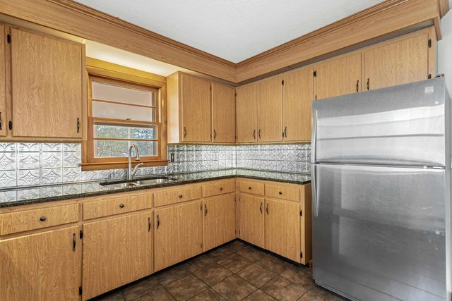 5 Kinne Street, Lebanon, NH 03766