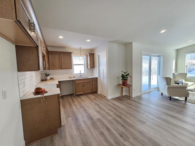 512 Village Lane, Ripon, WI 54971