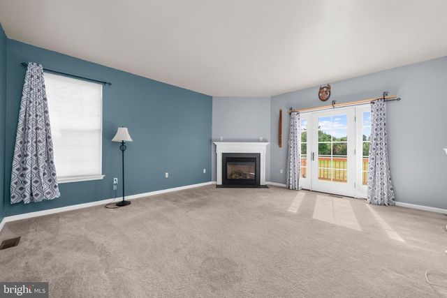 150 MARJESSA DR, Gilbertsville, PA 19525