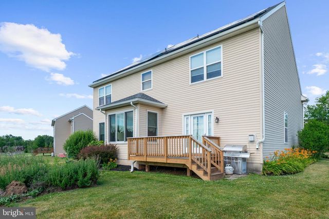 150 MARJESSA DR, Gilbertsville, PA 19525