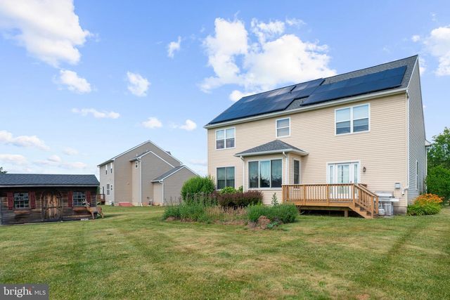 150 MARJESSA DR, Gilbertsville, PA 19525
