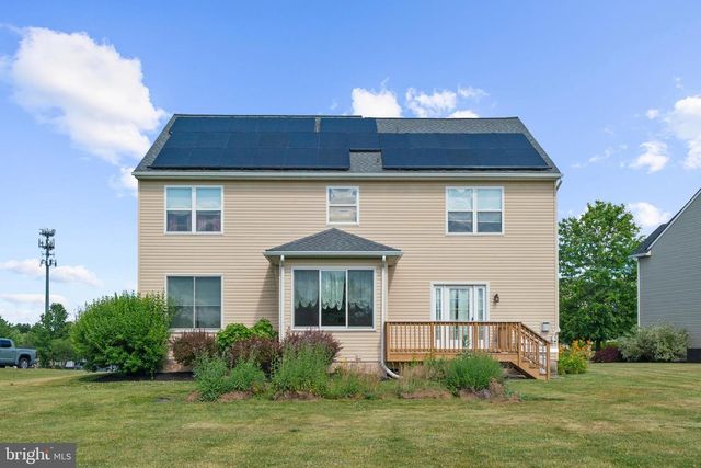 150 MARJESSA DR, Gilbertsville, PA 19525