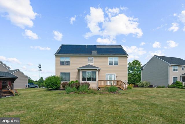 150 MARJESSA DR, Gilbertsville, PA 19525
