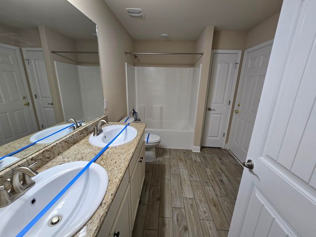 6846 Leisure St Street, Navarre, FL 32566