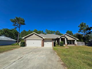 6846 Leisure St Street, Navarre, FL 32566