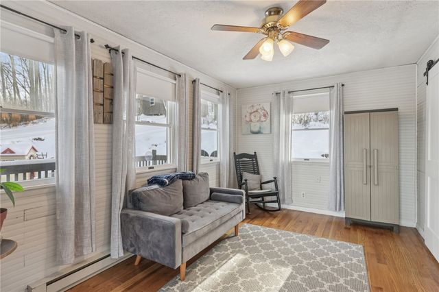 644 Palo Alto Dr, Perry Twp, PA 16117