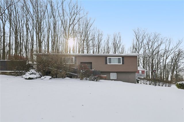 644 Palo Alto Dr, Perry Twp, PA 16117