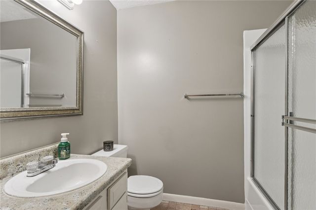 644 Palo Alto Dr, Perry Twp, PA 16117