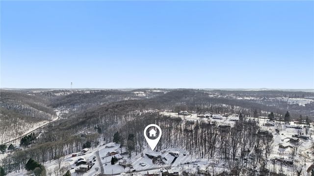 644 Palo Alto Dr, Perry Twp, PA 16117