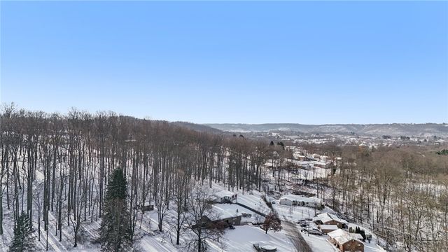 644 Palo Alto Dr, Perry Twp, PA 16117