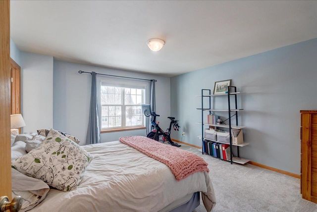 3714 Stonebridge Drive, Madison, WI 53719